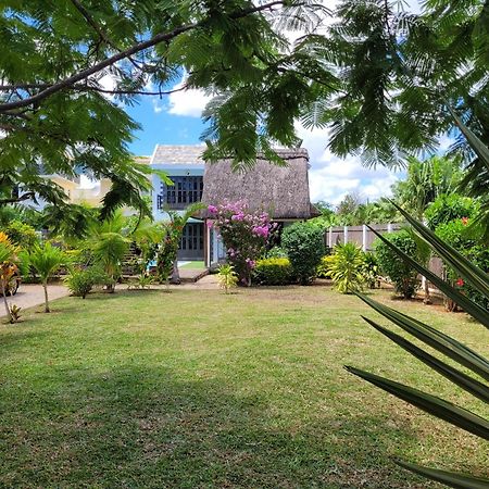 Villa Kayana Flic en Flac ภายนอก รูปภาพ