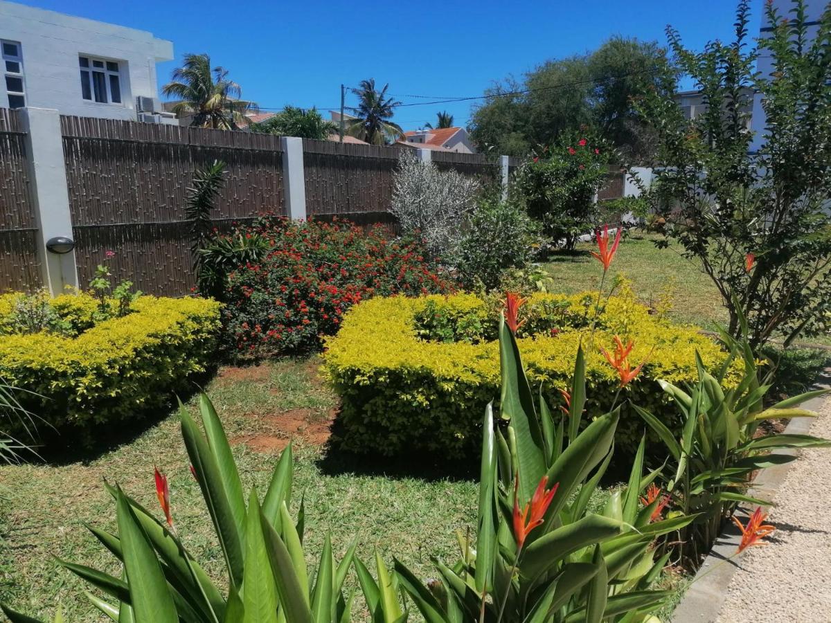 Villa Kayana Flic en Flac ภายนอก รูปภาพ