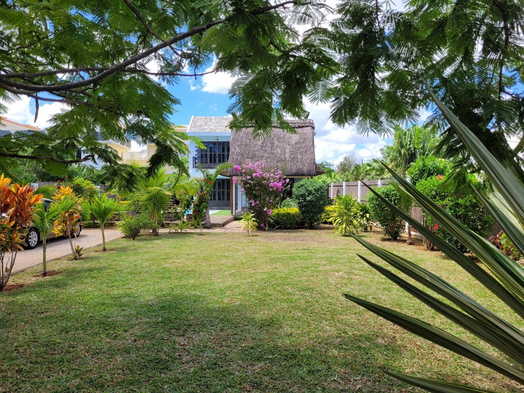 Villa Kayana Flic en Flac ภายนอก รูปภาพ