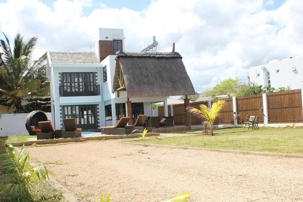 Villa Kayana Flic en Flac ภายนอก รูปภาพ