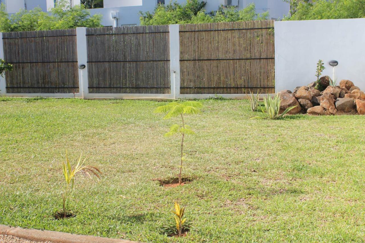 Villa Kayana Flic en Flac ภายนอก รูปภาพ